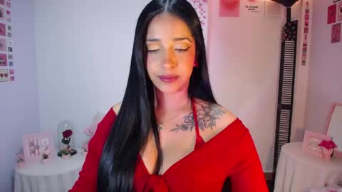 Snapshot of marie_daved chatting on 05.10.26 Nicolle online show from 05.10.26