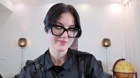 Marie Fitch online show from 03.10.26