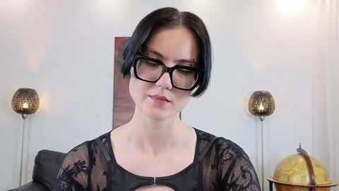 Marie Fitch online show from 04.22.26