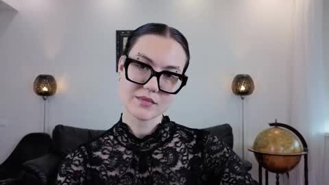 Snapshot of marie_fitch chatting on 06.04.26 Marie Fitch online show from 06.04.26