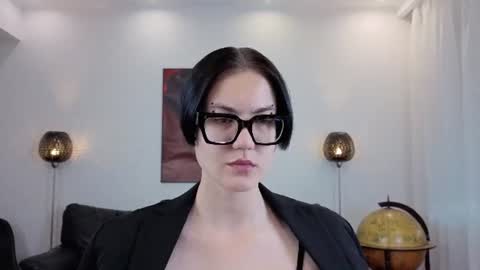 Snapshot of marie_fitch chatting on 06.22.26 Marie Fitch online show from 06.22.26