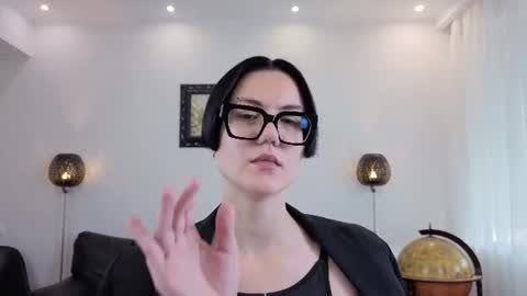 Snapshot of marie_fitch chatting on 06.26.26 Marie Fitch online show from 06.26.26