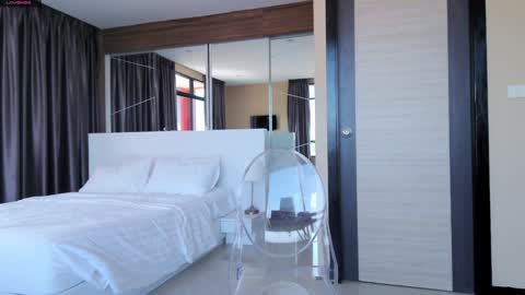 Marie online show from 01.09.25