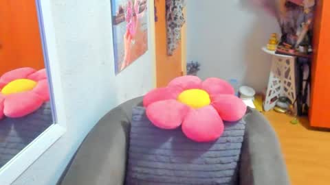 Marie   online show from 02.14.25