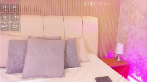 M A R I E online show from 02.10.26