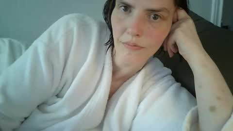 Mariejojo online show from 11.14.25