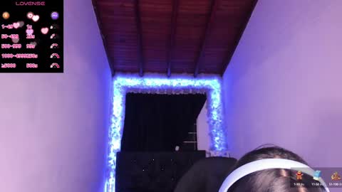 Mariana Hasper online show from 12.04.24