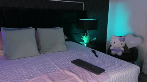 Mariana online show from 02.21.25