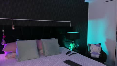 Mariana online show from 03.03.25