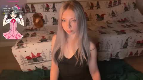 Snapshot of marikorin chatting on 02.10.26 Mariko and Rin online show from 02.10.26