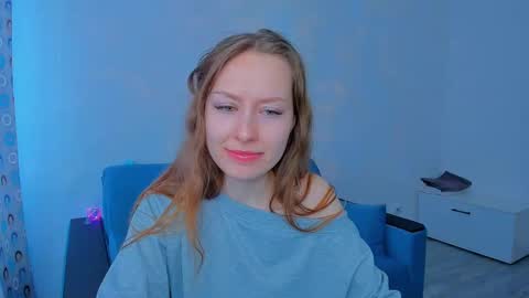 Snapshot of marilinal chatting on 02.07.25 Marilina online show from 02.07.25