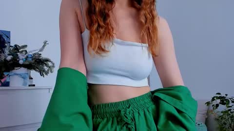 Snapshot of marilinal chatting on 03.05.25 Marilina online show from 03.05.25