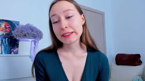 Snapshot of marilinal chatting on 10.21.25 Marilina online show from 10.21.25