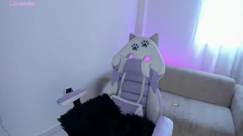 Snapshot of marilyn_bonny chatting on 10.02.25 marllyn bonny online show from 10.02.25