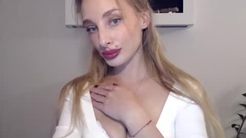 MarilynDevilish online show from 01.04.25