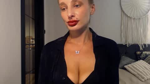 MarilynDevilish online show from 09.14.25