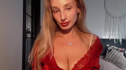 MarilynDevilish online show from 09.22.25