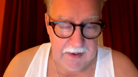 Snapshot of marin50 chatting on 09.27.25 marin50 online show from 09.27.25