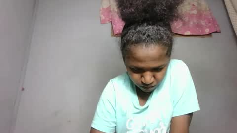 marina0506 online show from 12.21.25