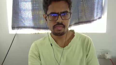 The SHY UncutBoy online show from 12.21.25