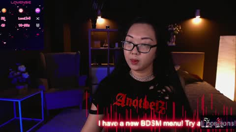 Snapshot of marine_vact chatting on 01.19.25 Marine online show from 01.19.25