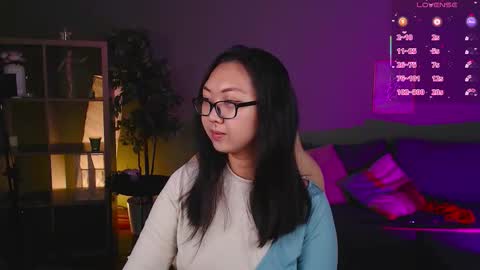 Snapshot of marine_vact chatting on 09.14.25 Marine online show from 09.14.25