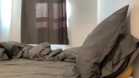 Snapshot of marineguyk19 chatting on 01.25.25 Z online show from 01.25.25