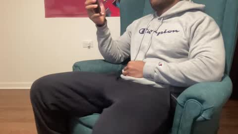 Snapshot of marineguyk19 chatting on 02.28.25 Z online show from 02.28.25