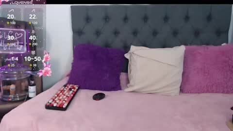 Paula Maria online show from 09.22.25