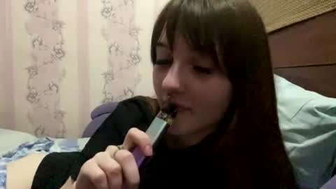 Snapshot of marisafiguroa chatting on 06.12.26 Mari online show from 06.12.26