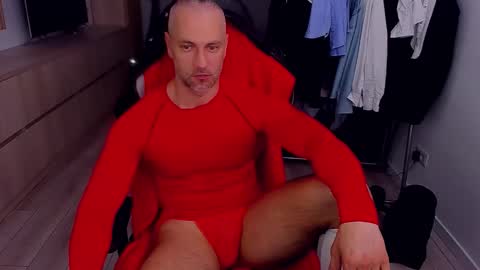 Snapshot of marismuscle chatting on 05.19.26 MarisMuscle online show from 05.19.26