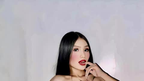 IM YOUR BABE GIRL LYCA online show from 05.30.26