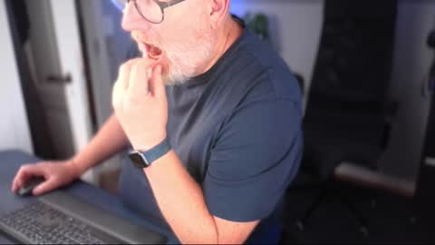 Mark online show from 09.16.25