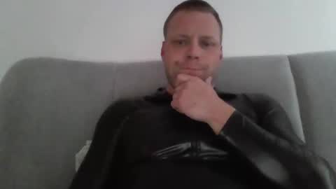 Snapshot of mark_88_chat chatting on 04.19.26 Mark88 online show from 04.19.26