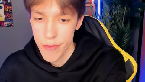 Mark online show from 09.28.25