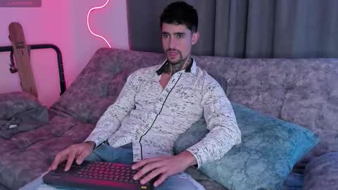 Snapshot of mark_kamper chatting on 09.19.25 mark kamper online show from 09.19.25