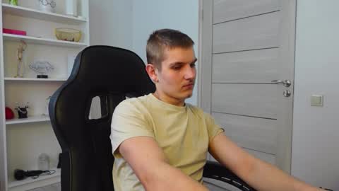 Snapshot of mark_karson chatting on 02.22.26 MARK KARSON online show from 02.22.26