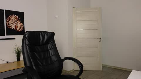 Snapshot of mark_karson chatting on 02.24.26 MARK KARSON online show from 02.24.26