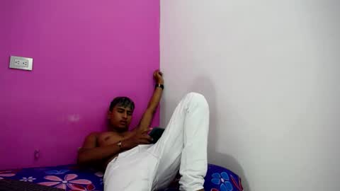 Snapshot of mark_latin18 chatting on 02.07.25 mark_latin18 online show from 02.07.25