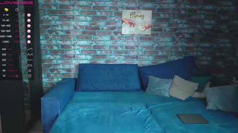 Snapshot of mark_normal chatting on 01.28.25 Mark online show from 01.28.25