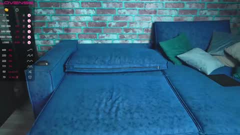 Snapshot of mark_normal chatting on 02.15.25 Mark online show from 02.15.25