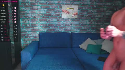 Snapshot of mark_normal chatting on 02.18.25 Mark online show from 02.18.25