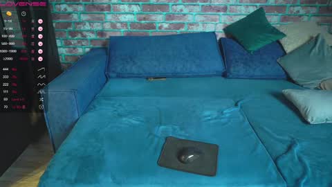 Snapshot of mark_normal chatting on 03.07.25 Mark online show from 03.07.25