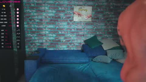 Snapshot of mark_normal chatting on 03.08.25 Mark online show from 03.08.25