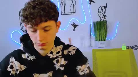 Snapshot of mark_sir chatting on 02.04.26 mark_sir online show from 02.04.26