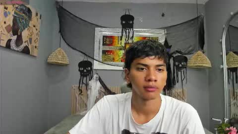 markbowie online show from 10.28.25