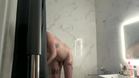 Snapshot of markcarthy chatting on 01.28.25 Mark online show from 01.28.25