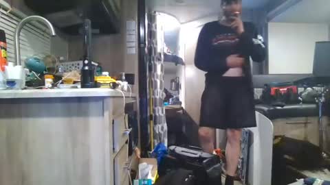 Snapshot of markjomes chatting on 10.26.25 Mark Jomes online show from 10.26.25