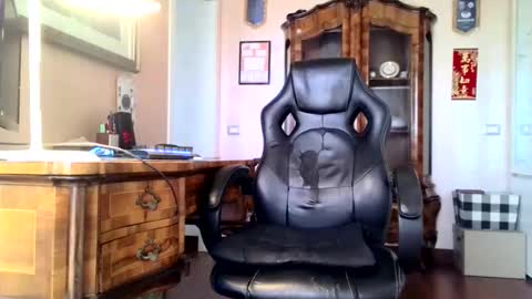 Snapshot of markmarkmark00 chatting on 11.29.25 markmarkmark00 online show from 11.29.25