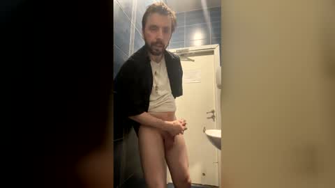 Snapshot of markus_rivas chatting on 03.02.26 markus rivas online show from 03.02.26